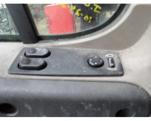 FREIGHTLINER CASCADIA 113-125 DOOR ASSEMBLY, FRONT