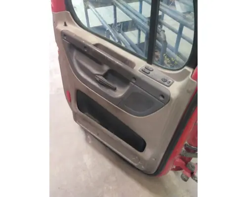 FREIGHTLINER CASCADIA 113-125 DOOR ASSEMBLY, FRONT