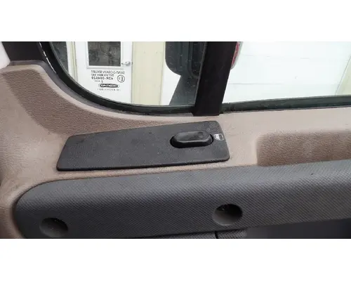 FREIGHTLINER CASCADIA 113-125 DOOR ASSEMBLY, FRONT