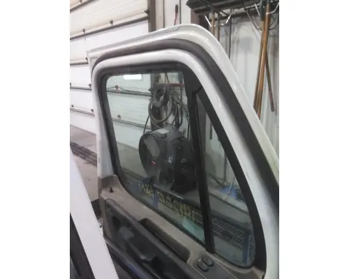 FREIGHTLINER CASCADIA 113-125 DOOR ASSEMBLY, FRONT