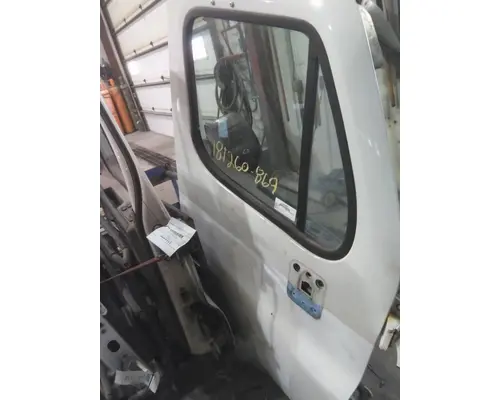 FREIGHTLINER CASCADIA 113-125 DOOR ASSEMBLY, FRONT