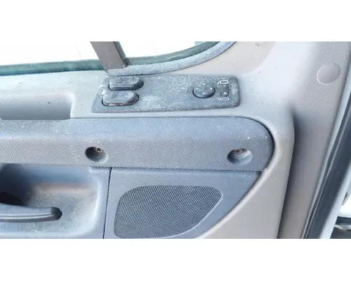 FREIGHTLINER CASCADIA 113-125 DOOR ASSEMBLY, FRONT