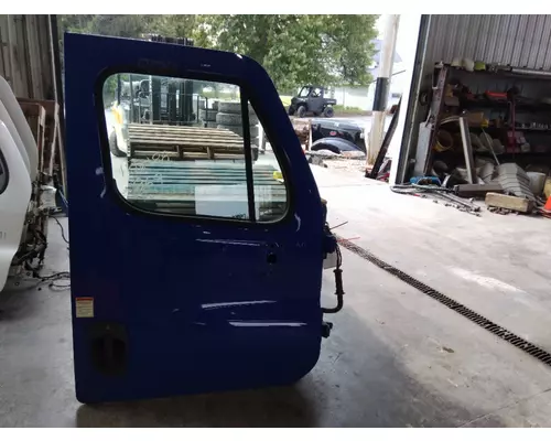 FREIGHTLINER CASCADIA 113-125 DOOR ASSEMBLY, FRONT
