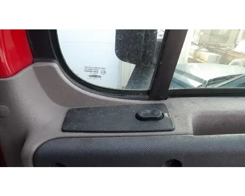 FREIGHTLINER CASCADIA 113-125 DOOR ASSEMBLY, FRONT