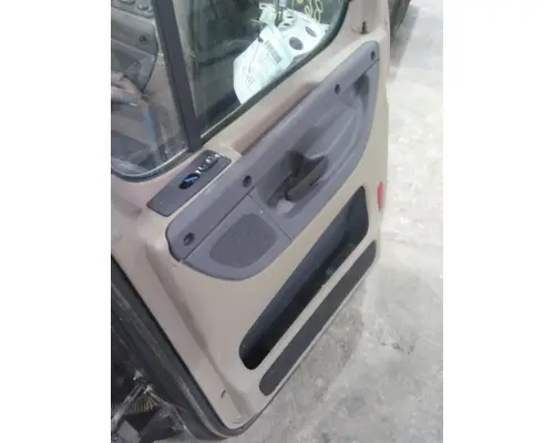 FREIGHTLINER CASCADIA 113-125 DOOR ASSEMBLY, FRONT