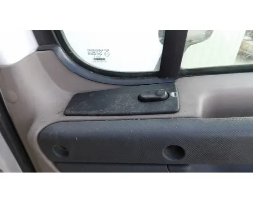 FREIGHTLINER CASCADIA 113-125 DOOR ASSEMBLY, FRONT