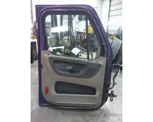 FREIGHTLINER CASCADIA 113-125 DOOR ASSEMBLY, FRONT