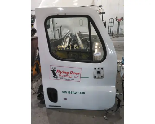 FREIGHTLINER CASCADIA 113-125 DOOR ASSEMBLY, FRONT