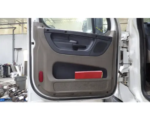 FREIGHTLINER CASCADIA 113-125 DOOR ASSEMBLY, FRONT