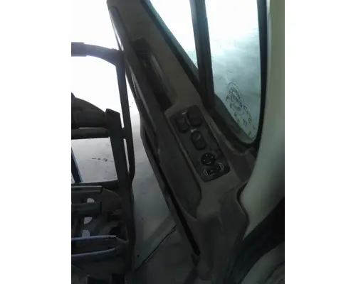 FREIGHTLINER CASCADIA 113-125 DOOR ASSEMBLY, FRONT
