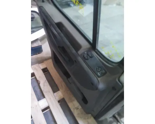 FREIGHTLINER CASCADIA 113-125 DOOR ASSEMBLY, FRONT