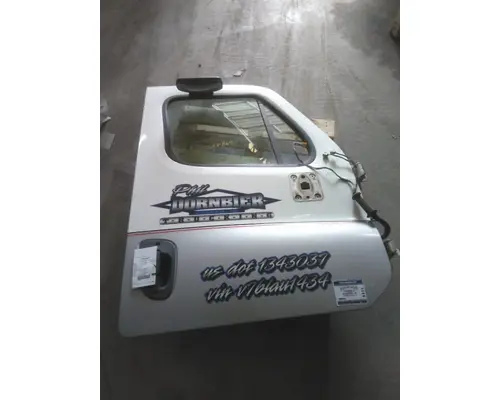 FREIGHTLINER CASCADIA 113-125 DOOR ASSEMBLY, FRONT
