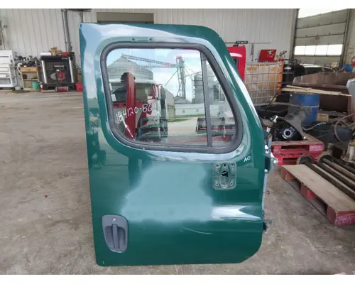 FREIGHTLINER CASCADIA 113-125 DOOR ASSEMBLY, FRONT