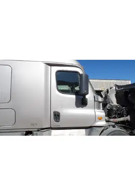 FREIGHTLINER CASCADIA 113-125 DOOR ASSEMBLY, FRONT