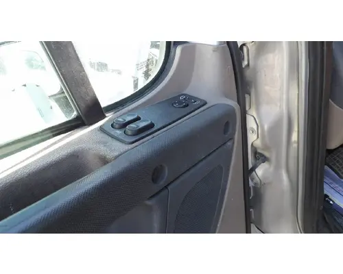 FREIGHTLINER CASCADIA 113-125 DOOR ASSEMBLY, FRONT