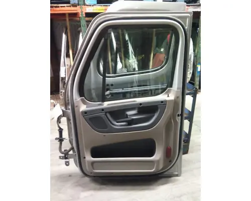 FREIGHTLINER CASCADIA 113-125 DOOR ASSEMBLY, FRONT
