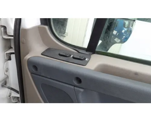 FREIGHTLINER CASCADIA 113-125 DOOR ASSEMBLY, FRONT