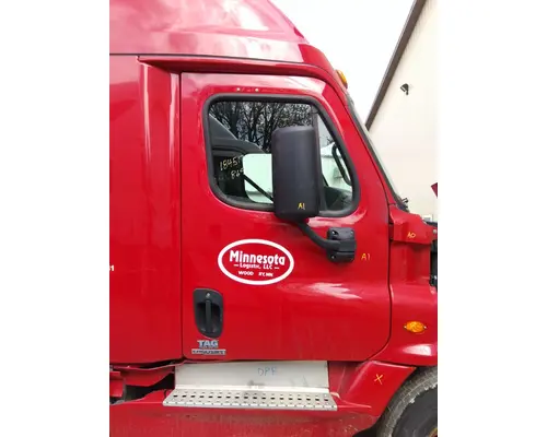 FREIGHTLINER CASCADIA 113-125 DOOR ASSEMBLY, FRONT