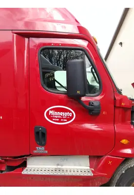 FREIGHTLINER CASCADIA 113-125 DOOR ASSEMBLY, FRONT