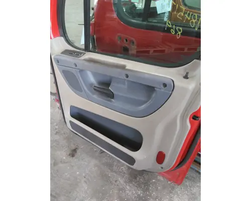 FREIGHTLINER CASCADIA 113-125 DOOR ASSEMBLY, FRONT