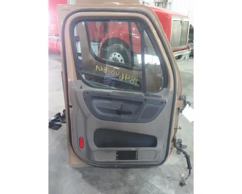 FREIGHTLINER CASCADIA 113-125 DOOR ASSEMBLY, FRONT