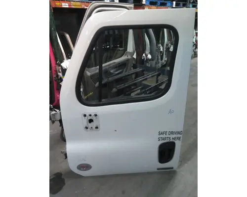 FREIGHTLINER CASCADIA 113-125 DOOR ASSEMBLY, FRONT