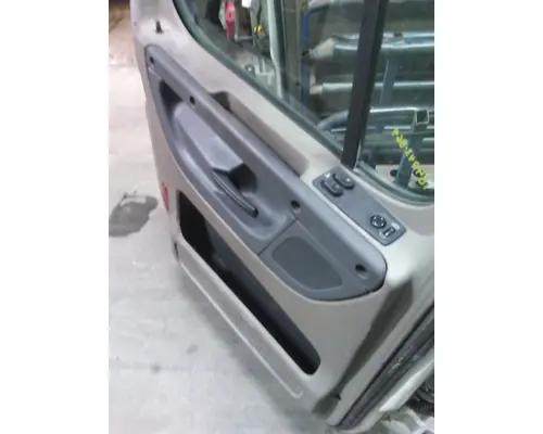 FREIGHTLINER CASCADIA 113-125 DOOR ASSEMBLY, FRONT