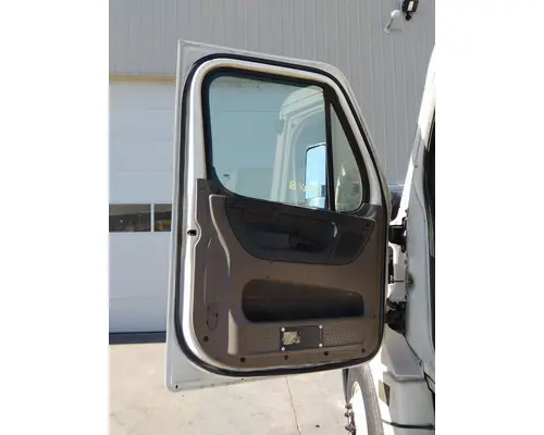 FREIGHTLINER CASCADIA 113-125 DOOR ASSEMBLY, FRONT