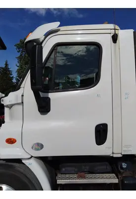 FREIGHTLINER CASCADIA 113-125 DOOR ASSEMBLY, FRONT