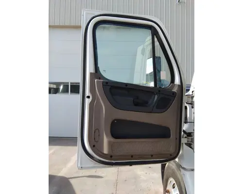 FREIGHTLINER CASCADIA 113-125 DOOR ASSEMBLY, FRONT