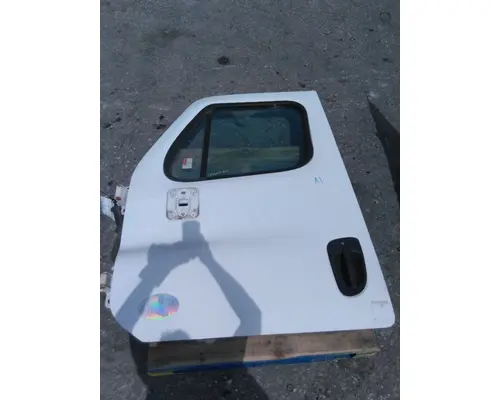 FREIGHTLINER CASCADIA 113-125 DOOR ASSEMBLY, FRONT