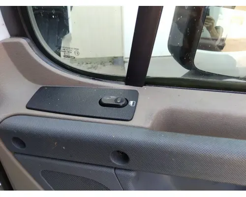 FREIGHTLINER CASCADIA 113-125 DOOR ASSEMBLY, FRONT