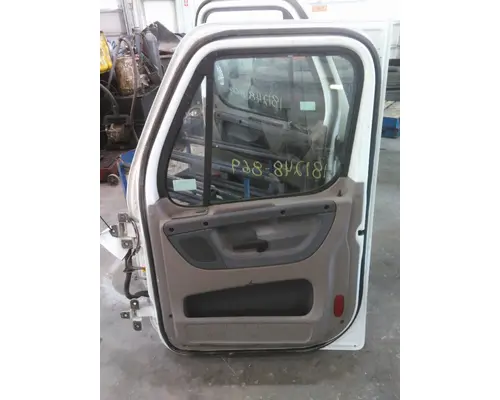 FREIGHTLINER CASCADIA 113-125 DOOR ASSEMBLY, FRONT