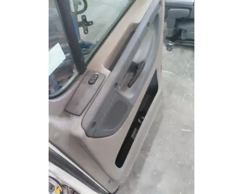 FREIGHTLINER CASCADIA 113-125 DOOR ASSEMBLY, FRONT