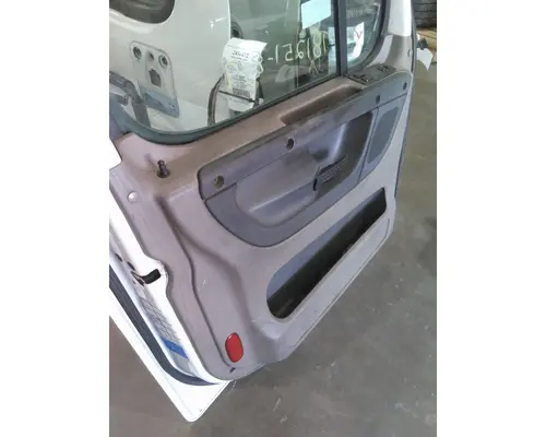 FREIGHTLINER CASCADIA 113-125 DOOR ASSEMBLY, FRONT
