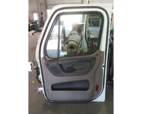 FREIGHTLINER CASCADIA 113-125 DOOR ASSEMBLY, FRONT