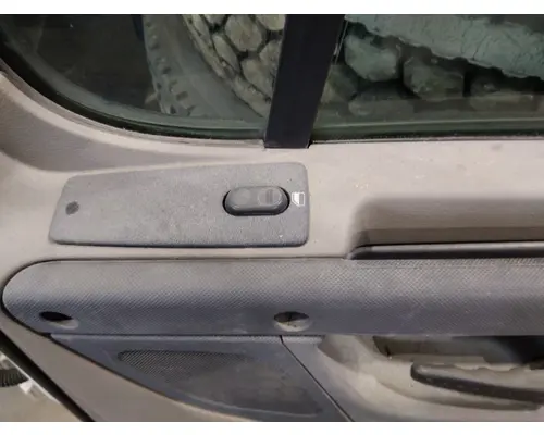 FREIGHTLINER CASCADIA 113-125 DOOR ASSEMBLY, FRONT