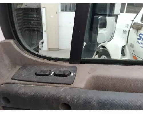 FREIGHTLINER CASCADIA 113-125 DOOR ASSEMBLY, FRONT