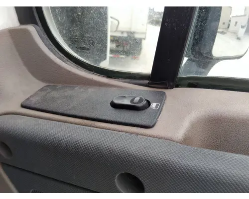 FREIGHTLINER CASCADIA 113-125 DOOR ASSEMBLY, FRONT