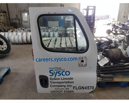 FREIGHTLINER CASCADIA 113-125 DOOR ASSEMBLY, FRONT