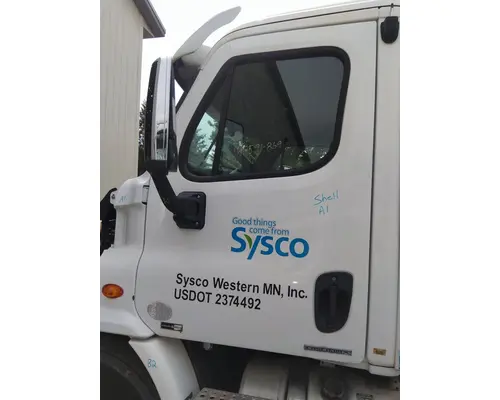 FREIGHTLINER CASCADIA 113-125 DOOR ASSEMBLY, FRONT