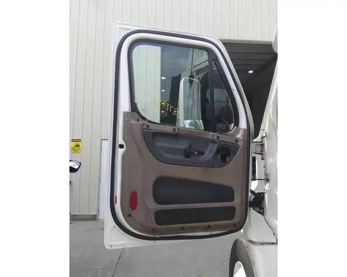 FREIGHTLINER CASCADIA 113-125 DOOR ASSEMBLY, FRONT