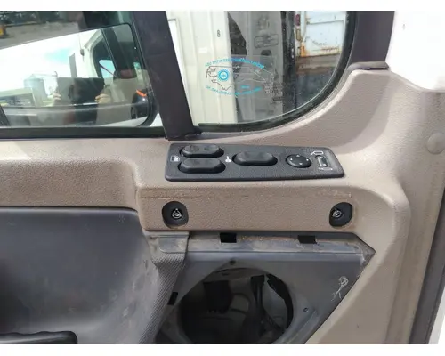 FREIGHTLINER CASCADIA 113-125 DOOR ASSEMBLY, FRONT
