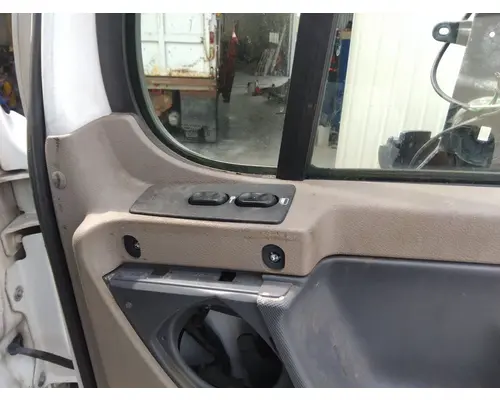 FREIGHTLINER CASCADIA 113-125 DOOR ASSEMBLY, FRONT