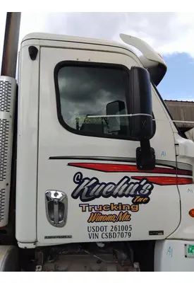 FREIGHTLINER CASCADIA 113-125 DOOR ASSEMBLY, FRONT