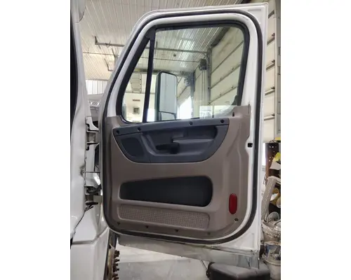 FREIGHTLINER CASCADIA 113-125 DOOR ASSEMBLY, FRONT