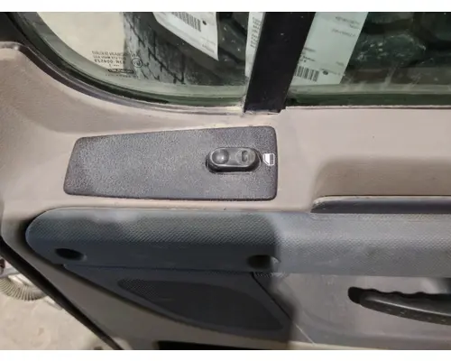 FREIGHTLINER CASCADIA 113-125 DOOR ASSEMBLY, FRONT