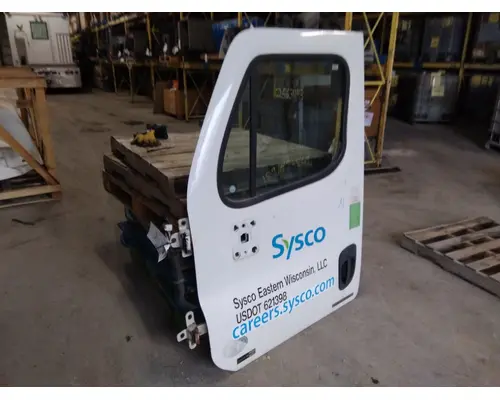 FREIGHTLINER CASCADIA 113-125 DOOR ASSEMBLY, FRONT