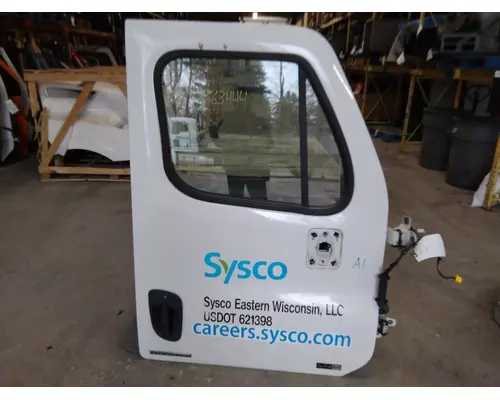 FREIGHTLINER CASCADIA 113-125 DOOR ASSEMBLY, FRONT