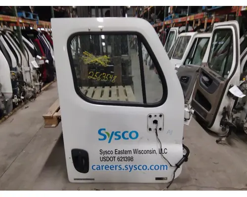 FREIGHTLINER CASCADIA 113-125 DOOR ASSEMBLY, FRONT